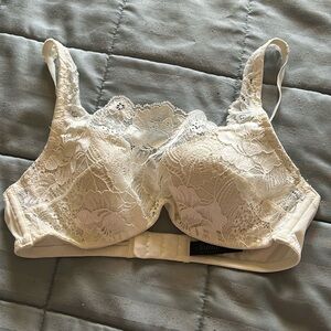 Soma cami bra, cream color, 34B.